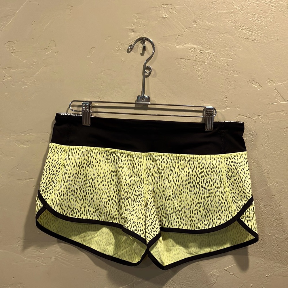 Lululemon Speed Short Size 6